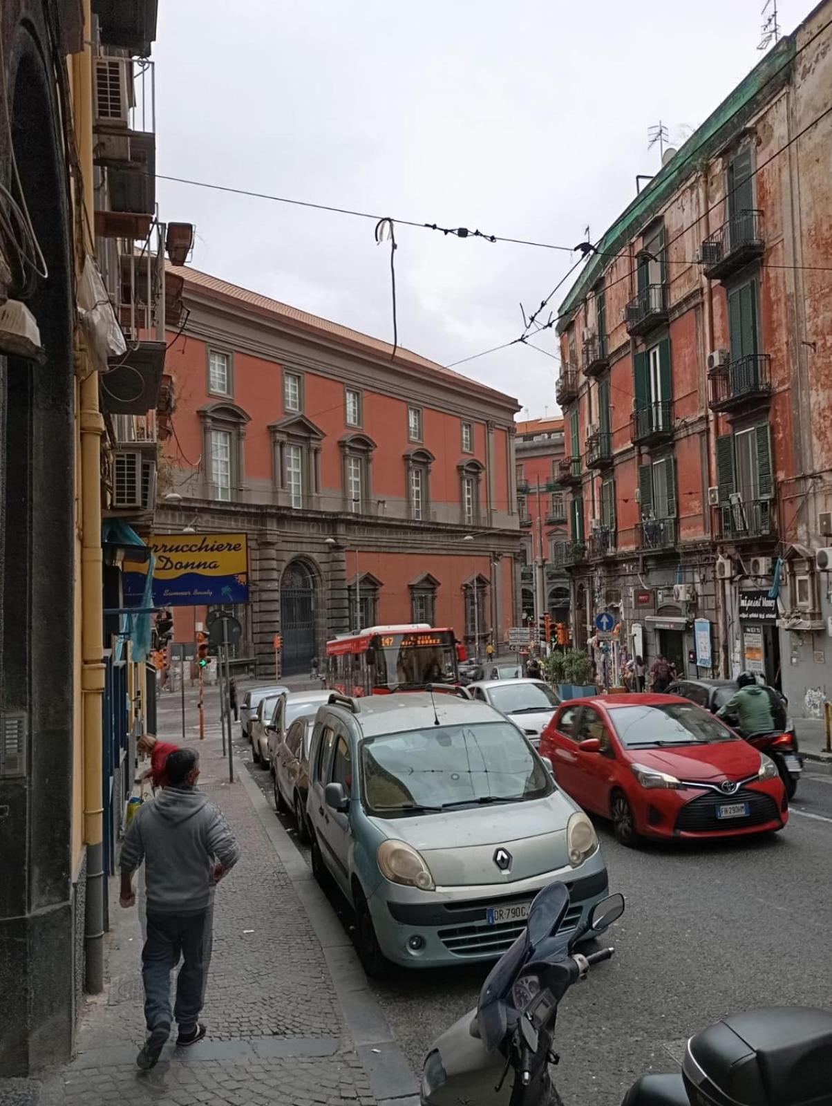 Na City Rooms Napoli Bagian luar foto