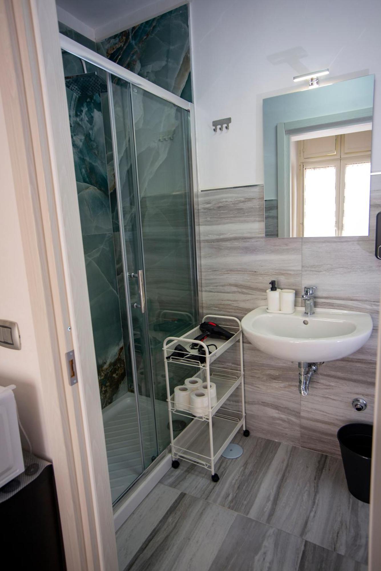Na City Rooms Napoli Bagian luar foto