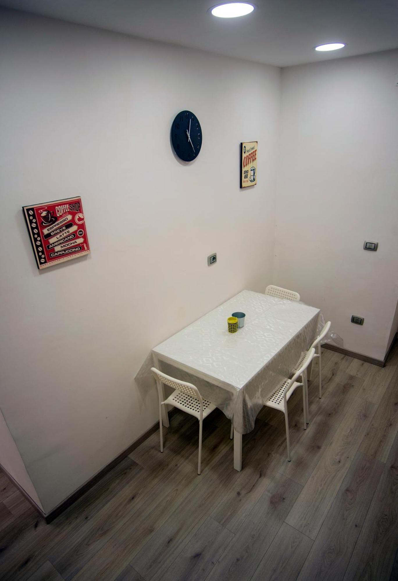 Na City Rooms Napoli Bagian luar foto