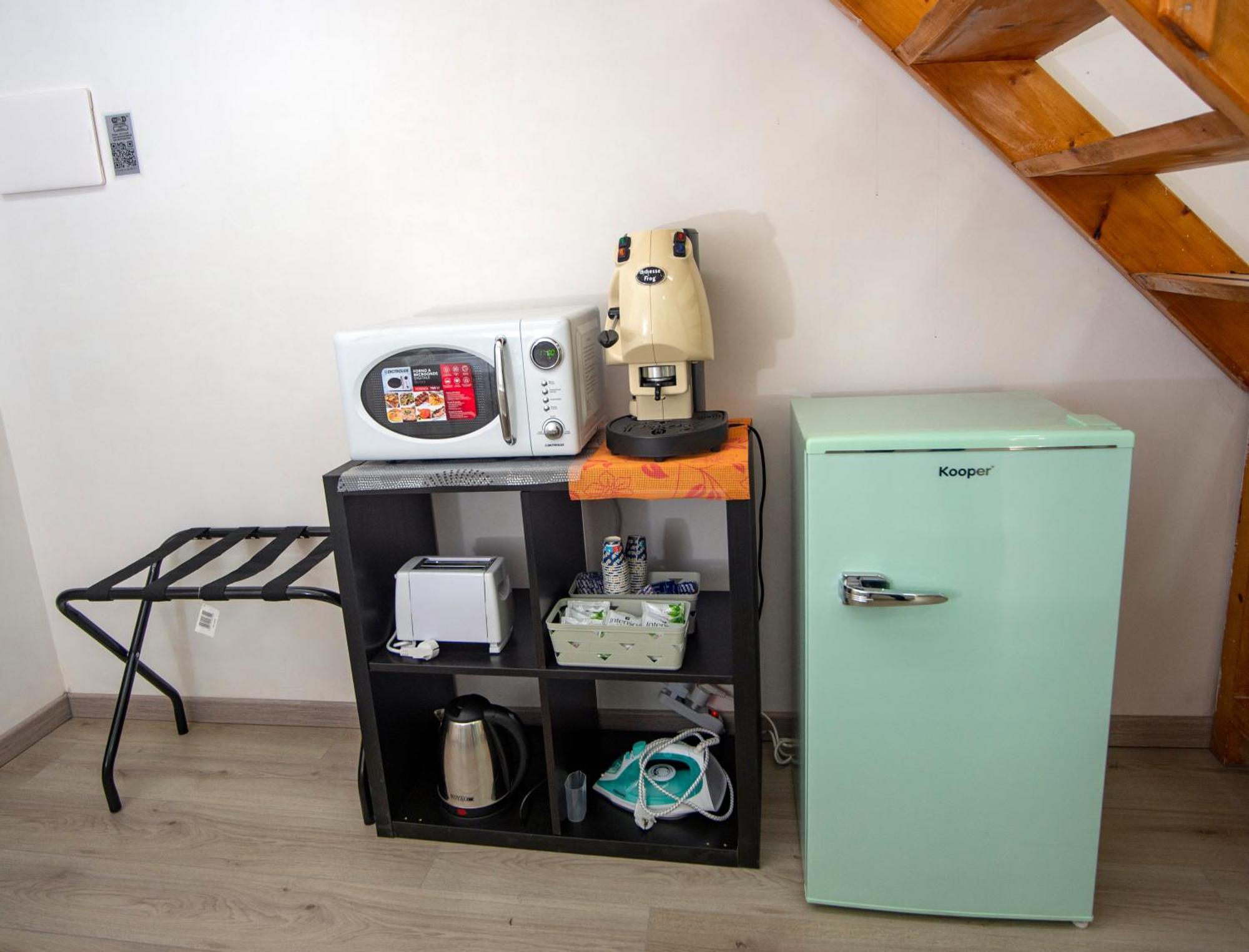 Na City Rooms Napoli Bagian luar foto